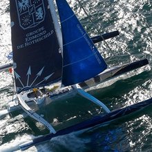 Ultim' Emotion Yacht 