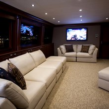 Liquidity Yacht Salon - Screen & Seating
