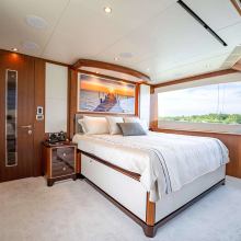Zephyr Yacht 