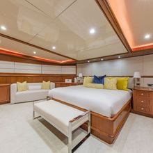 At Last Yacht 