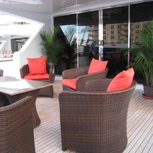 Azure Yacht 