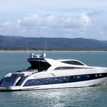 Tiuna Yacht 