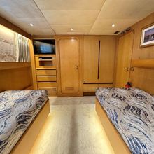 Cheetah Moon Yacht 