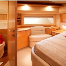 Ferretti 881 2012 Yacht 