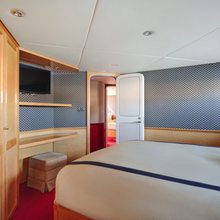 Flying Fish Yacht 
