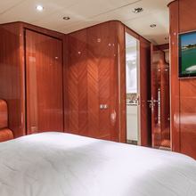 Ecj Luxe Yacht 