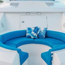 La Lady Yacht 