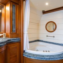 Arriva Yacht 