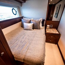 Live Mas Yacht 