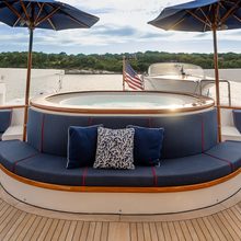Moon River Yacht 