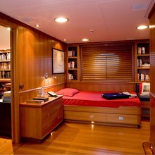 Heritage Of London Yacht Stateroom