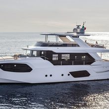 Legend II Yacht 