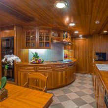 Moon River Yacht 