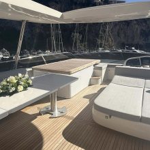 Timeout Together Yacht 