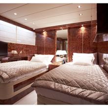 Wai Yacht 