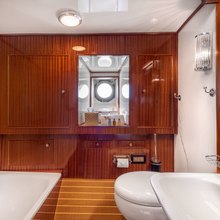 Weatherbird Yacht 