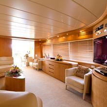 Xclusive XVI Yacht 