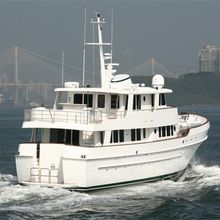 Serenity 90 Yacht 