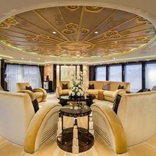 Phoenix 2 Yacht 