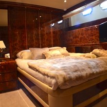 Wai Yacht 