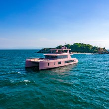 Cotton Candy Yacht 