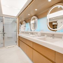 The Jewel Yacht 