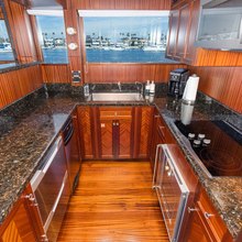 Phantom Yacht 