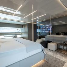 No Stress Yacht 
