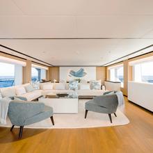 Elza Yacht 