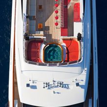 Code 8 Yacht 