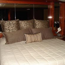 369 Yacht 