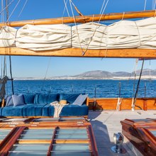 Weatherbird Yacht 