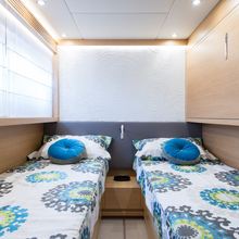 Bivac Yacht 