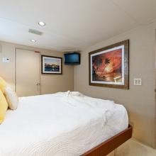 Island Time Yacht 