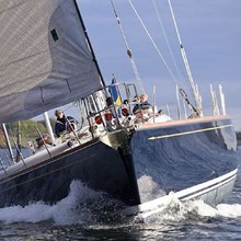 Aquila Yacht 