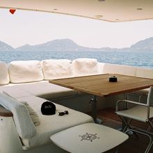 Dali Yacht 