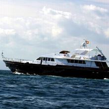 Oh Que Luna Yacht 