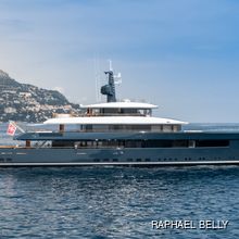 B Yacht 