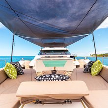 M 105 Yacht 