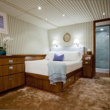 Wild Dawn Yacht 