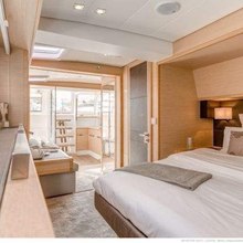 Cute Little Cat Yacht 
