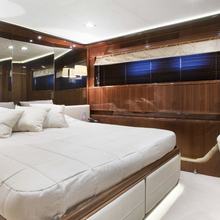 Mira Yacht 