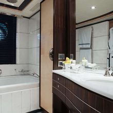 Caoz 14 Yacht VIP Bathroom