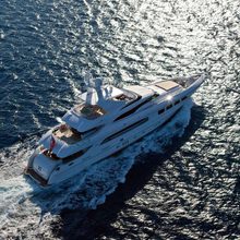 Seven S Yacht Running Shot - Aerial 