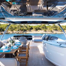 Ultraviolet Yacht 