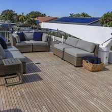 Empress Yacht 