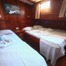 Dreamland Yacht 