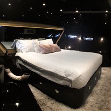 Claremont Yacht 