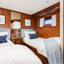 Phantom Yacht 