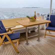 Fantom Yacht 